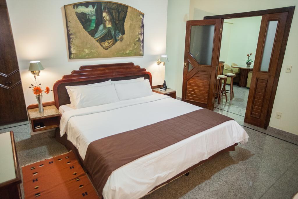 Dimas Lessa Hotel Montes Claros Eksteriør bilde